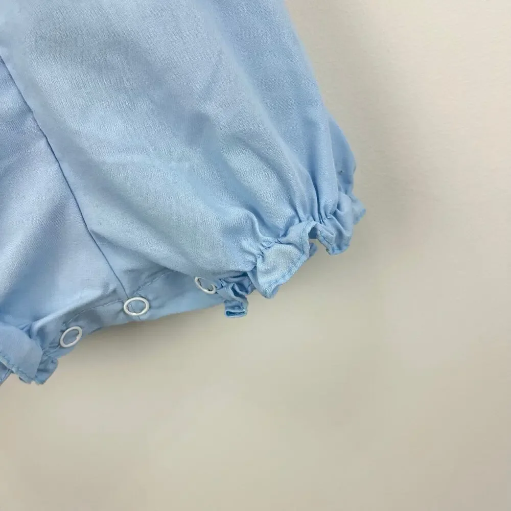 Vintage blue bunny